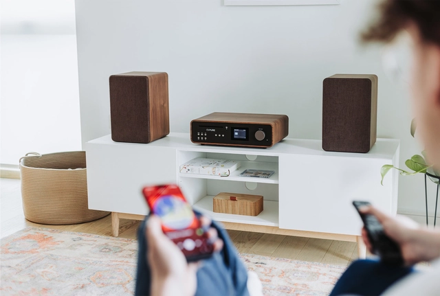 Pure Classic Stereo Coffee Black/Walnut 